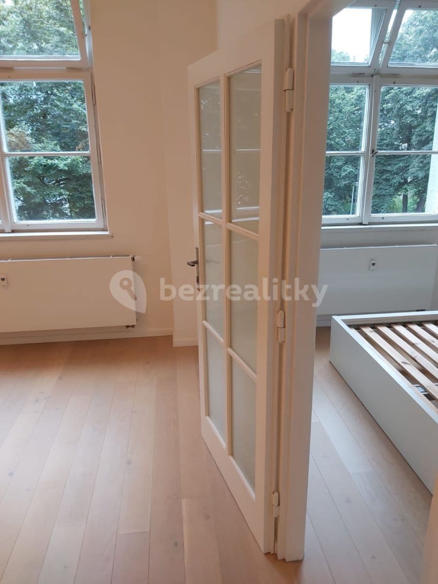 1 bedroom with open-plan kitchen flat to rent, 52 m², Chocholouškova, Prague, Prague 1 bedroom with open-plan kitchen flat to rent, 52 m², Chocholouškova, Prague, Prague