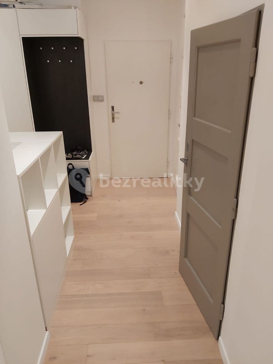 1 bedroom with open-plan kitchen flat to rent, 52 m², Chocholouškova, Prague, Prague 1 bedroom with open-plan kitchen flat to rent, 52 m², Chocholouškova, Prague, Prague