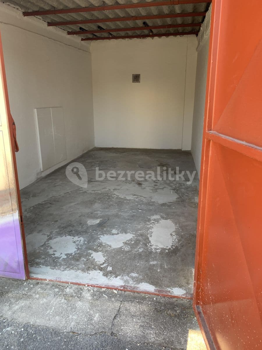 garage to rent, 15 m², Varhulíkové, Prague, Prague garage to rent, 15 m², Varhulíkové, Prague, Prague