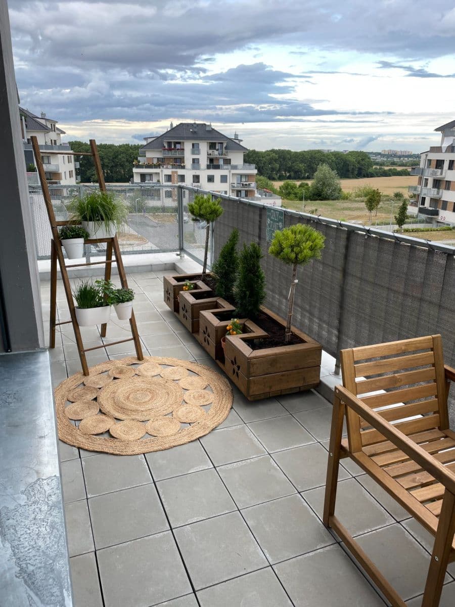 1 bedroom with open-plan kitchen flat to rent, 66 m², Želetická, Prague, Prague 1 bedroom with open-plan kitchen flat to rent, 66 m², Želetická, Prague, Prague