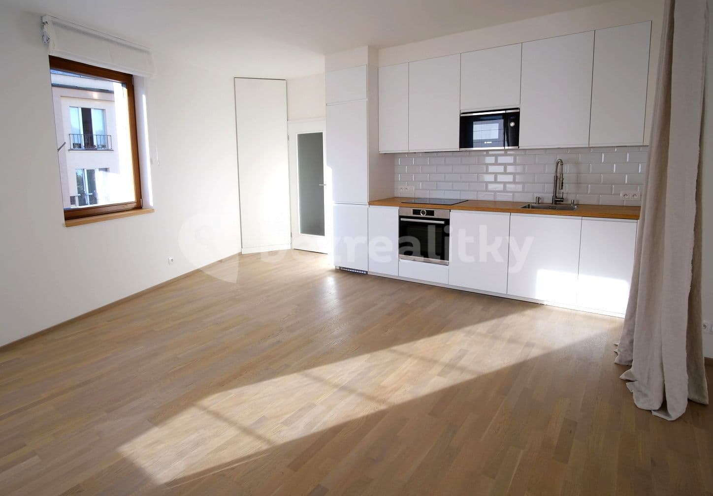 Studio flat to rent, 43 m², U Hranic, Prague, Prague Studio flat to rent, 43 m², U Hranic, Prague, Prague