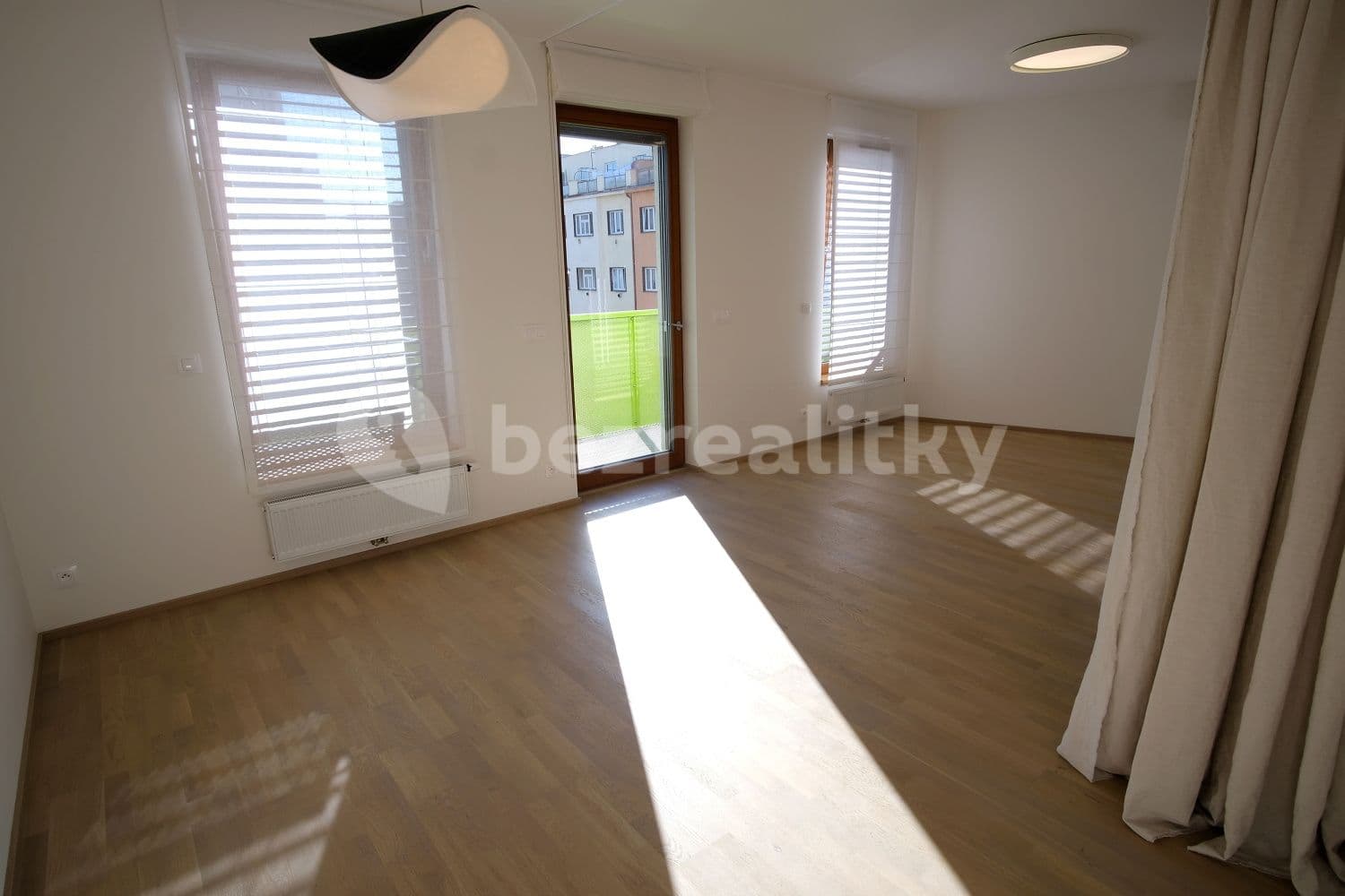 Studio flat to rent, 43 m², U Hranic, Prague, Prague Studio flat to rent, 43 m², U Hranic, Prague, Prague