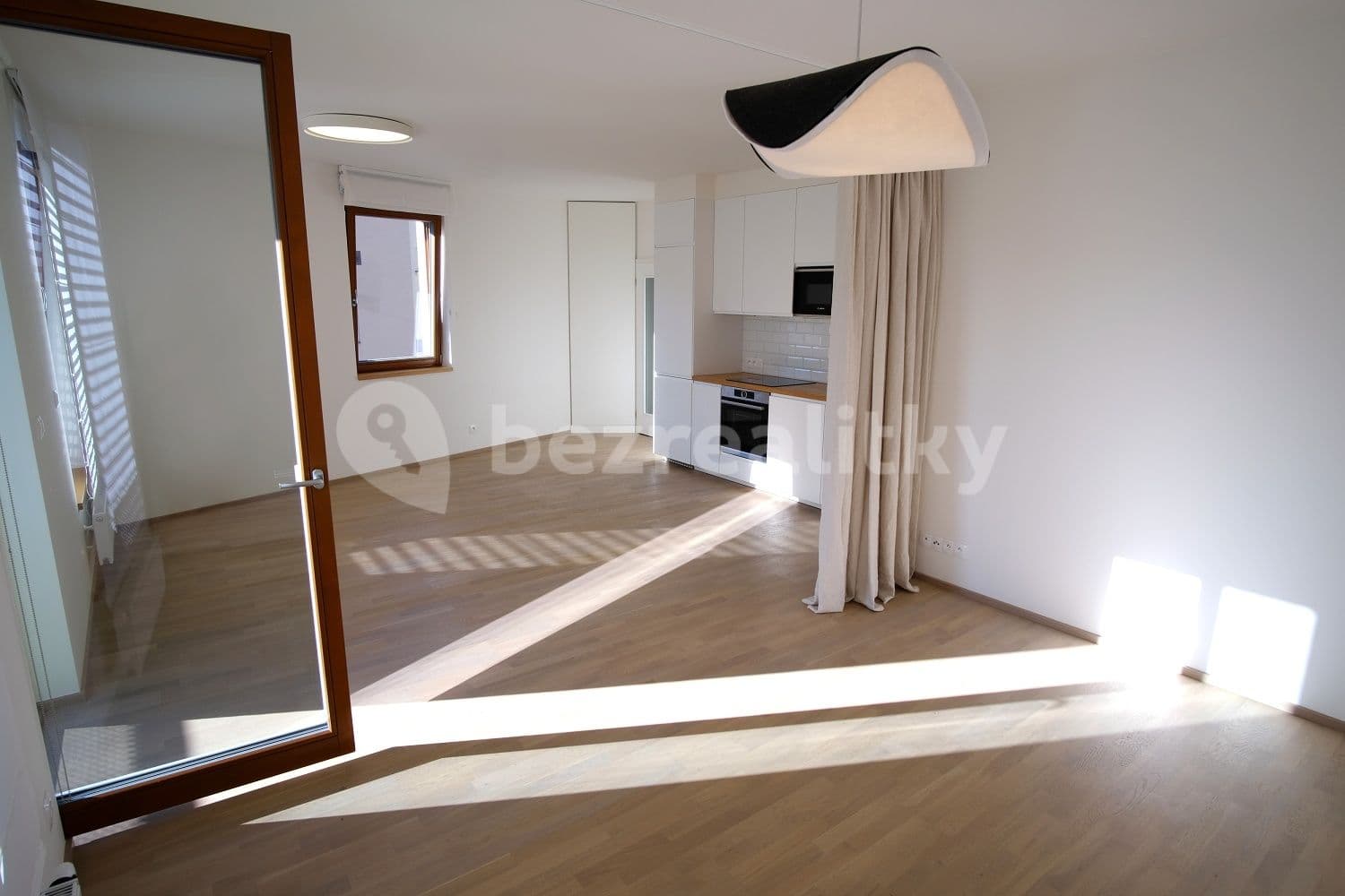 Studio flat to rent, 43 m², U Hranic, Prague, Prague Studio flat to rent, 43 m², U Hranic, Prague, Prague