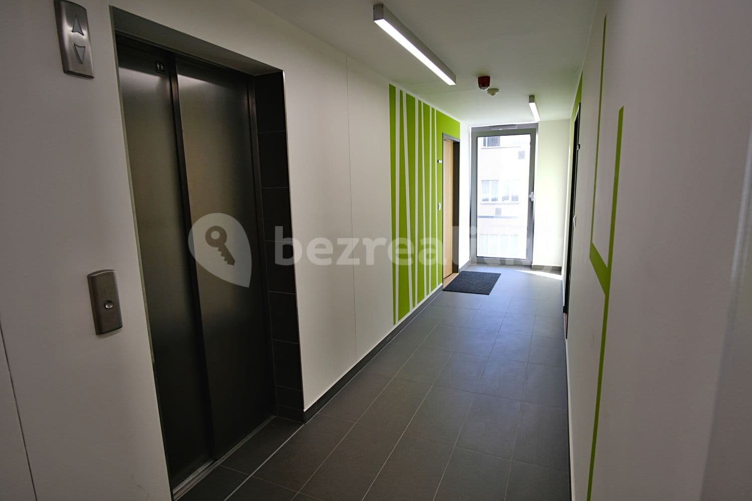 Studio flat to rent, 43 m², U Hranic, Prague, Prague Studio flat to rent, 43 m², U Hranic, Prague, Prague