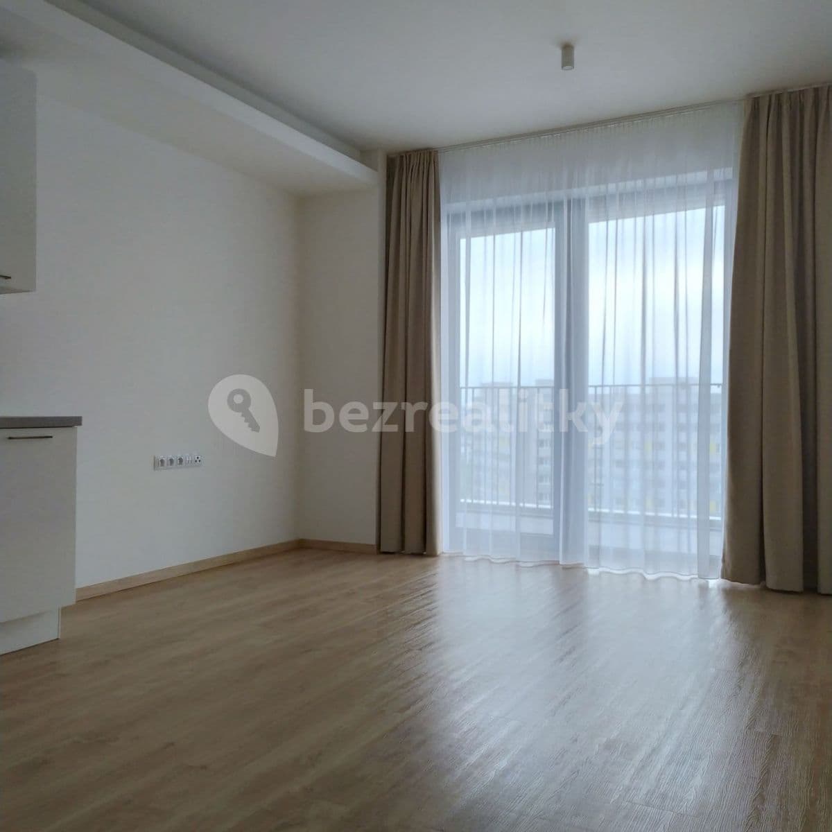 1 bedroom with open-plan kitchen flat to rent, 51 m², Mukařovského, Prague, Prague 1 bedroom with open-plan kitchen flat to rent, 51 m², Mukařovského, Prague, Prague