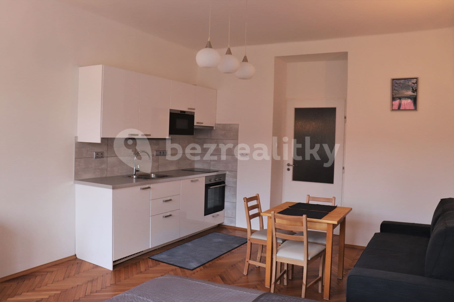 Studio flat to rent, 33 m², Sokolovská, Prague, Prague Studio flat to rent, 33 m², Sokolovská, Prague, Prague