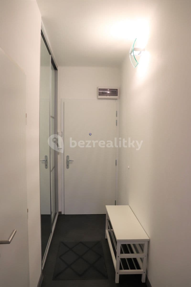 Studio flat to rent, 33 m², Sokolovská, Prague, Prague Studio flat to rent, 33 m², Sokolovská, Prague, Prague