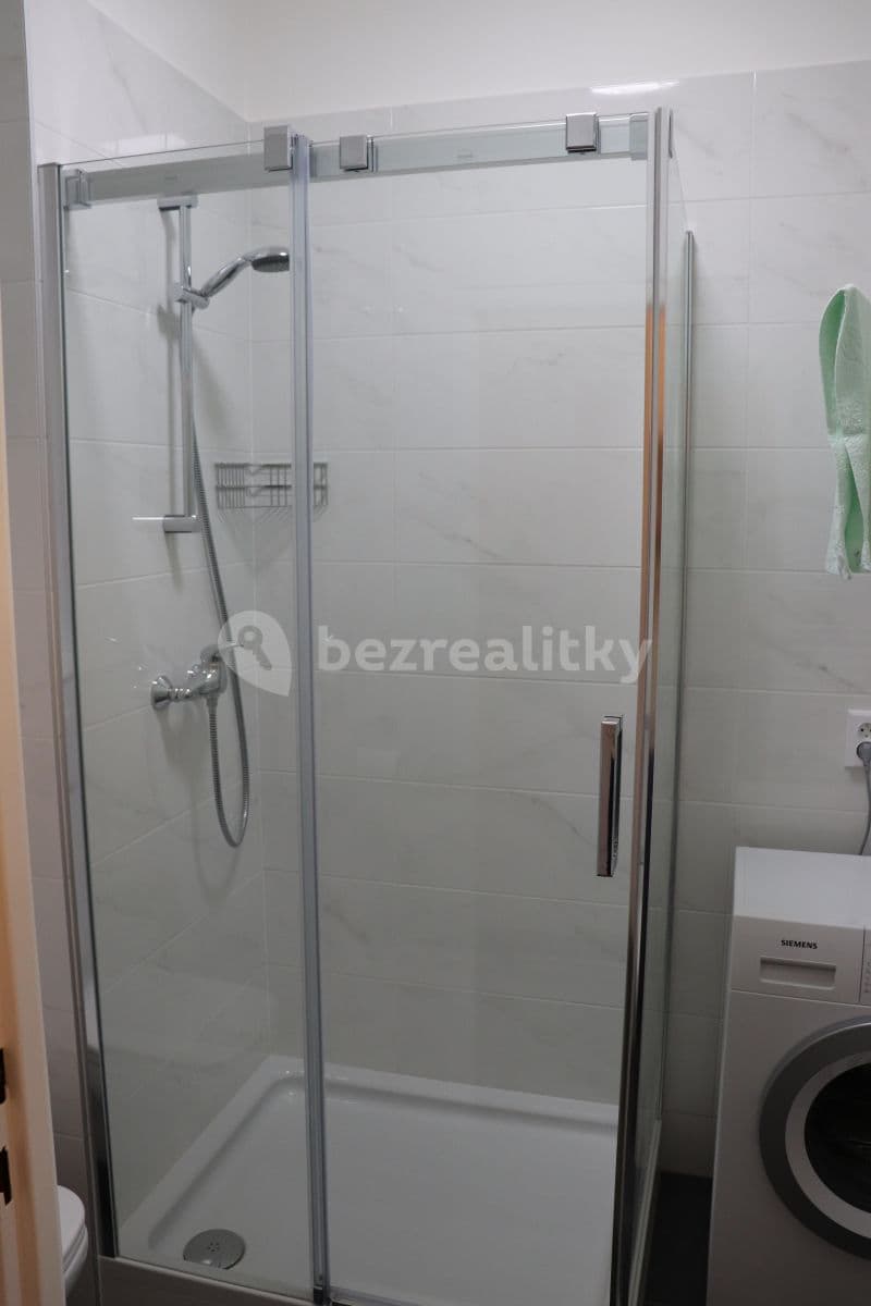 Studio flat to rent, 33 m², Sokolovská, Prague, Prague Studio flat to rent, 33 m², Sokolovská, Prague, Prague