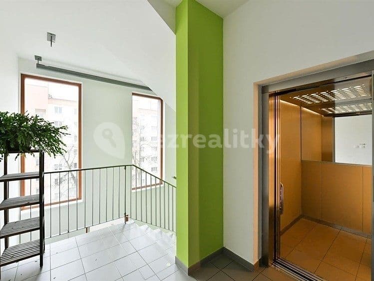 1 bedroom with open-plan kitchen flat to rent, 66 m², Brunclíkova, Prague, Prague 1 bedroom with open-plan kitchen flat to rent, 66 m², Brunclíkova, Prague, Prague
