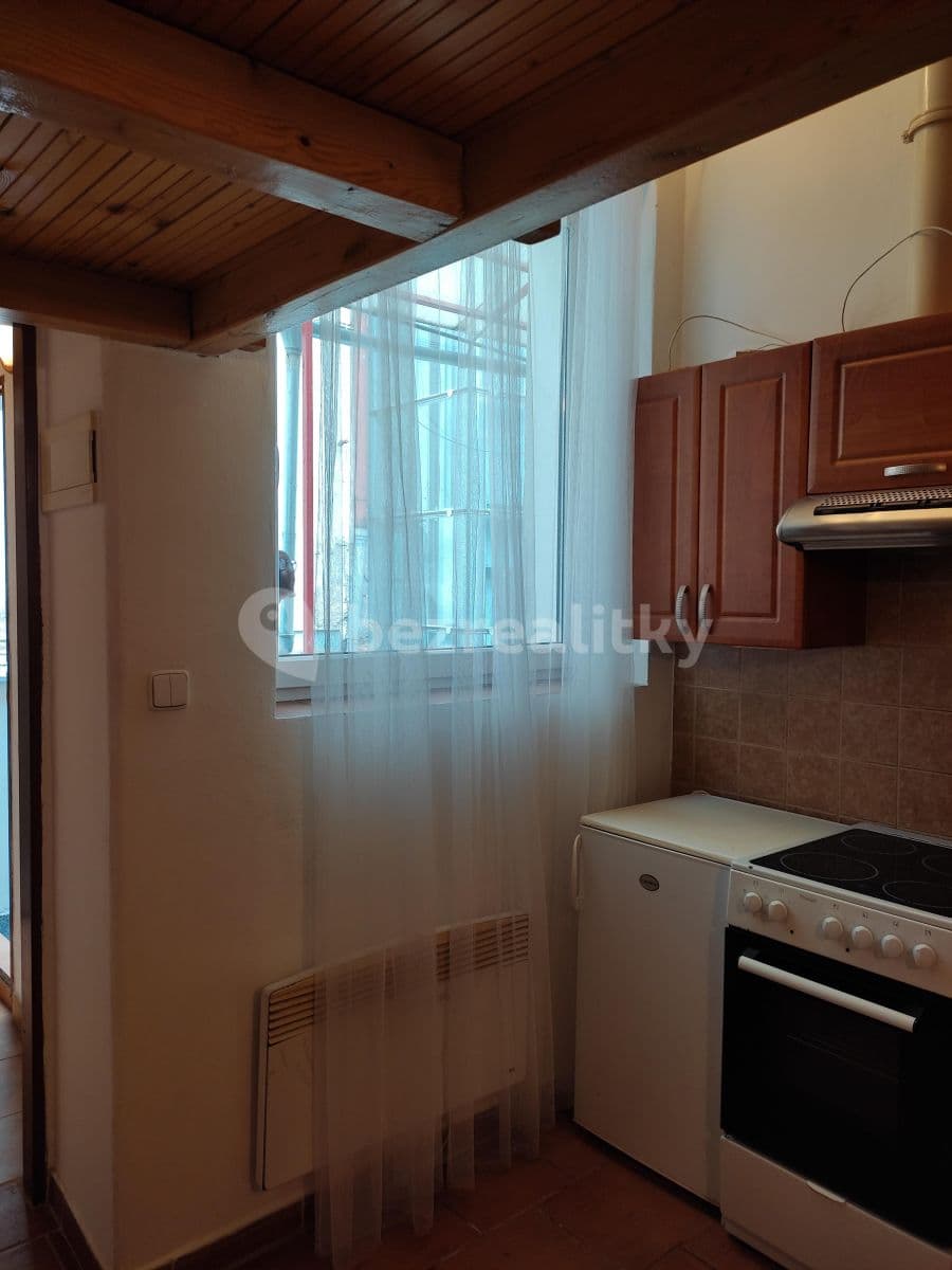Small studio flat to rent, 16 m², Pod Kavalírkou, Prague, Prague Small studio flat to rent, 16 m², Pod Kavalírkou, Prague, Prague