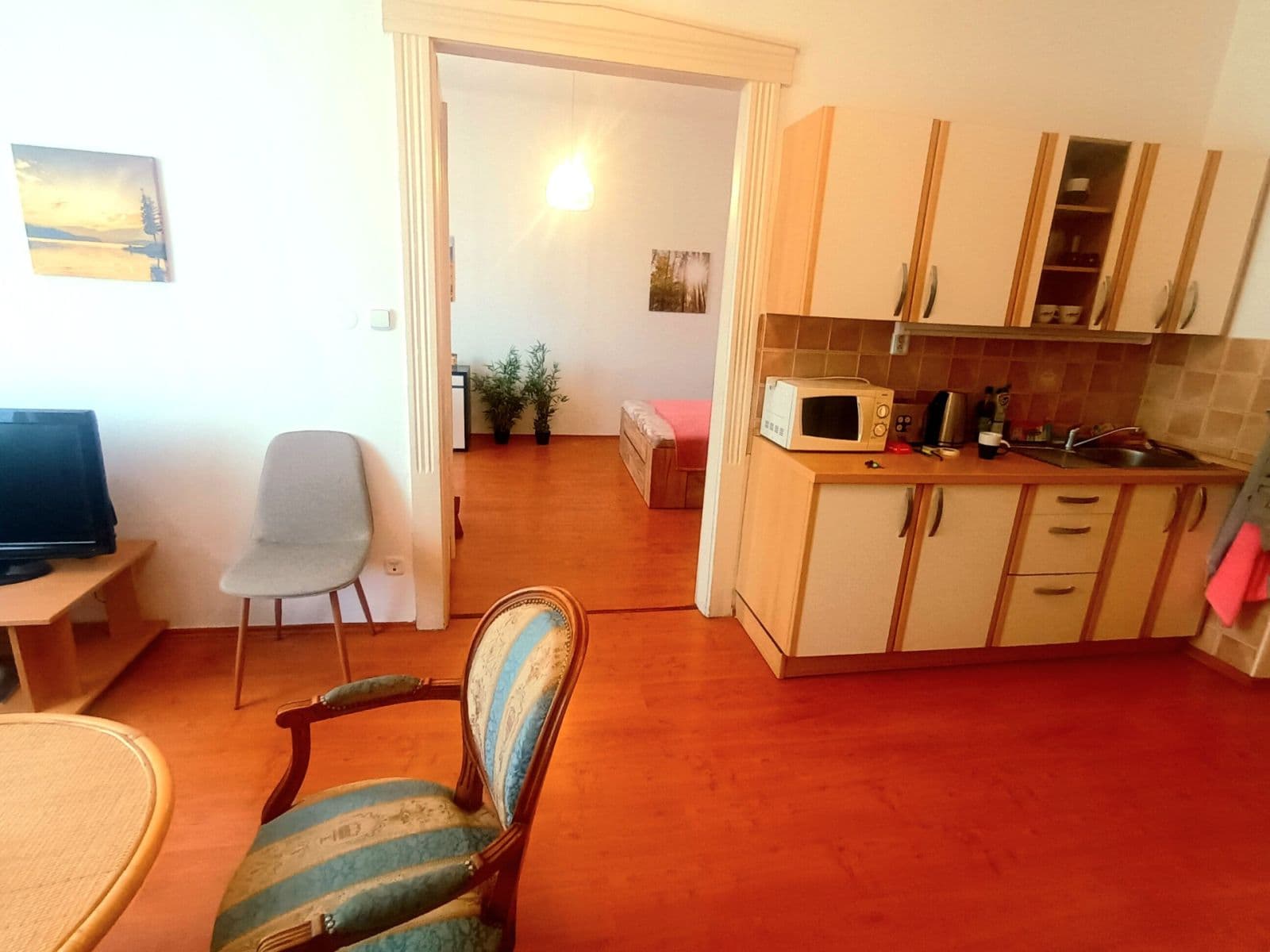1 bedroom with open-plan kitchen flat to rent, 51 m², Jaurisova, Prague, Prague 1 bedroom with open-plan kitchen flat to rent, 51 m², Jaurisova, Prague, Prague