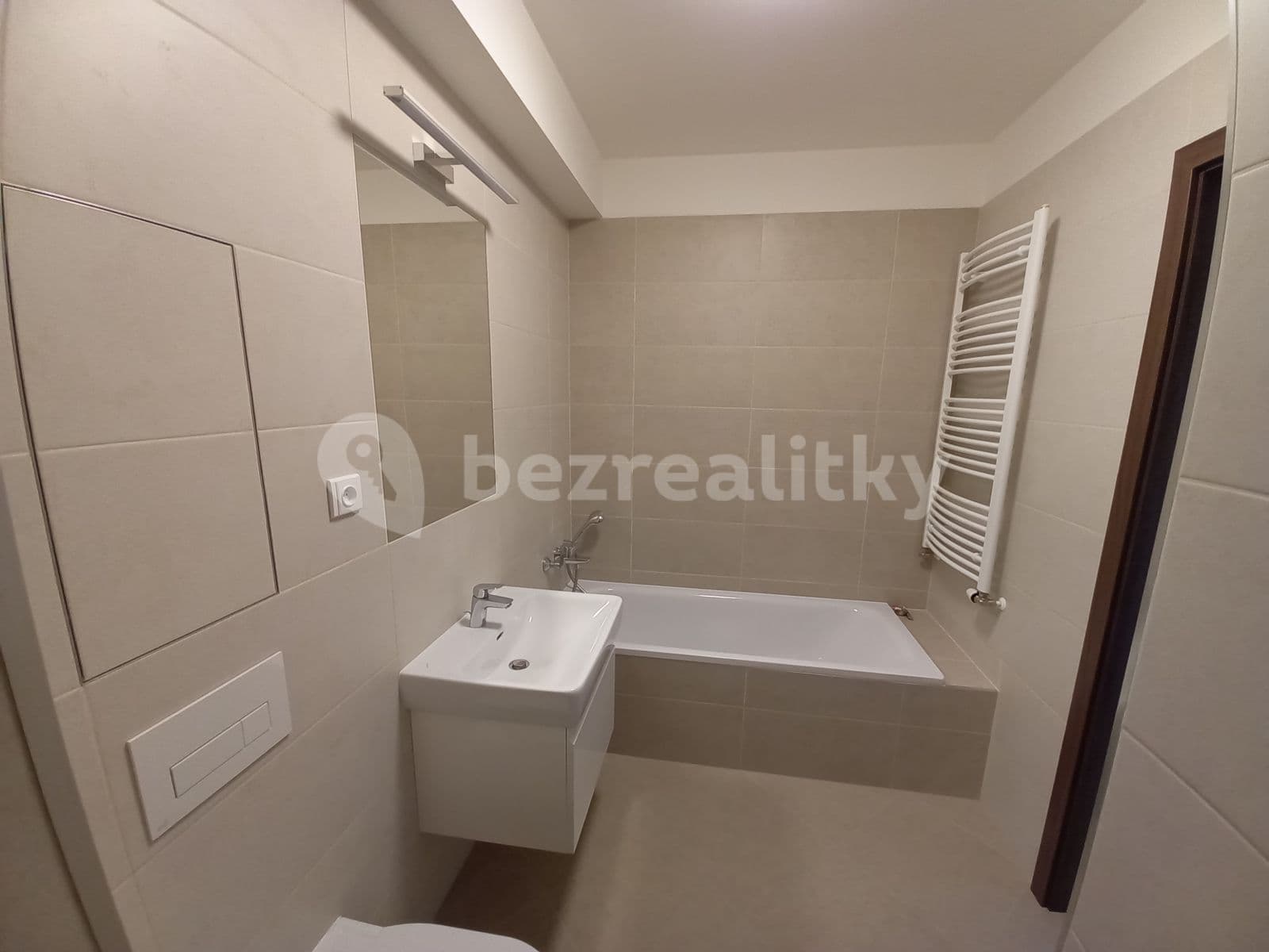 1 bedroom with open-plan kitchen flat to rent, 52 m², Ferrariho, Prague, Prague 1 bedroom with open-plan kitchen flat to rent, 52 m², Ferrariho, Prague, Prague