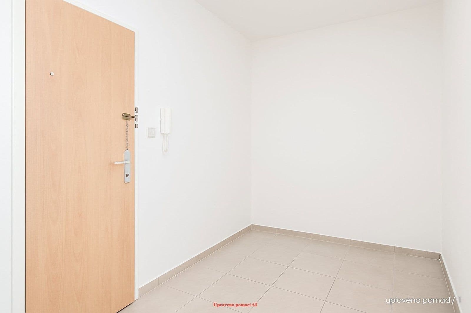 Studio flat to rent, 20 m², Hlavní třída, Havířov, Moravskoslezský Region Studio flat to rent, 20 m², Hlavní třída, Havířov, Moravskoslezský Region