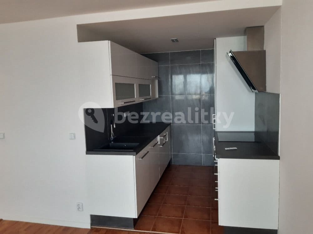 1 bedroom with open-plan kitchen flat to rent, 43 m², Podskalská, Kolín, Středočeský Region 1 bedroom with open-plan kitchen flat to rent, 43 m², Podskalská, Kolín, Středočeský Region