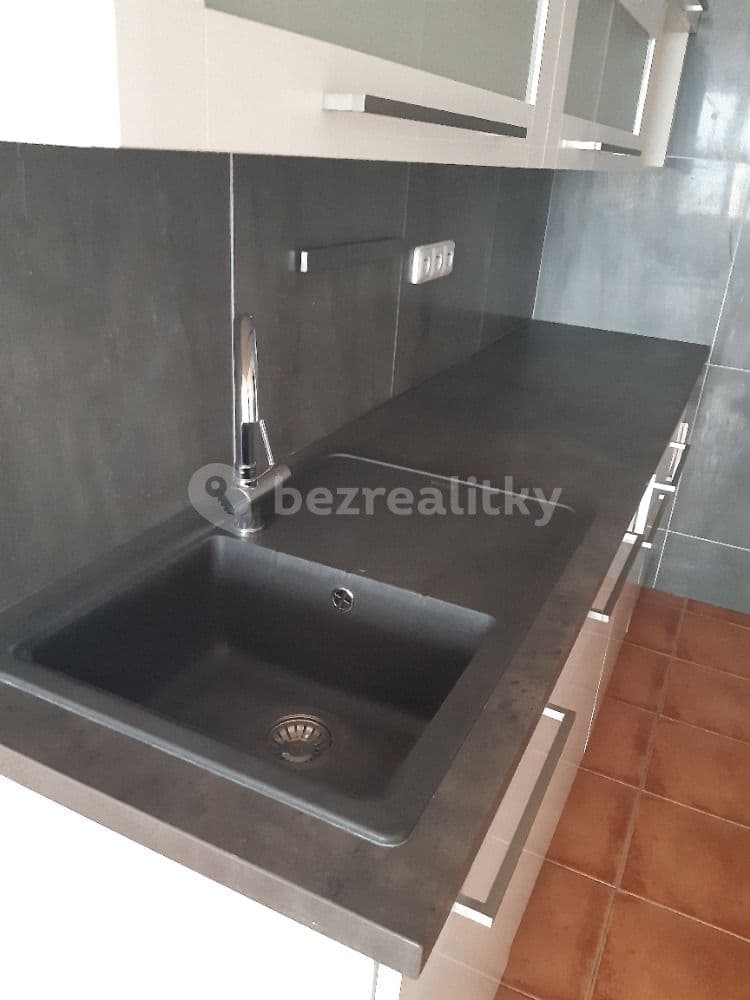 1 bedroom with open-plan kitchen flat to rent, 43 m², Podskalská, Kolín, Středočeský Region 1 bedroom with open-plan kitchen flat to rent, 43 m², Podskalská, Kolín, Středočeský Region