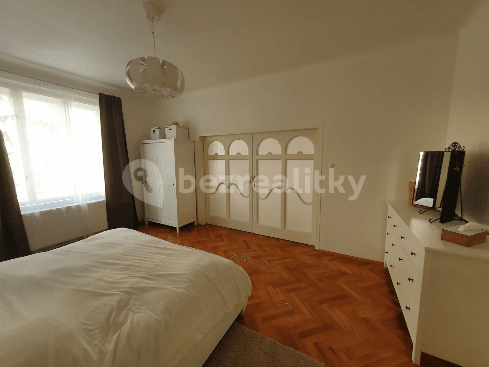 3 bedroom flat to rent, 133 m², Zoubkova, Prague, Prague 3 bedroom flat to rent, 133 m², Zoubkova, Prague, Prague