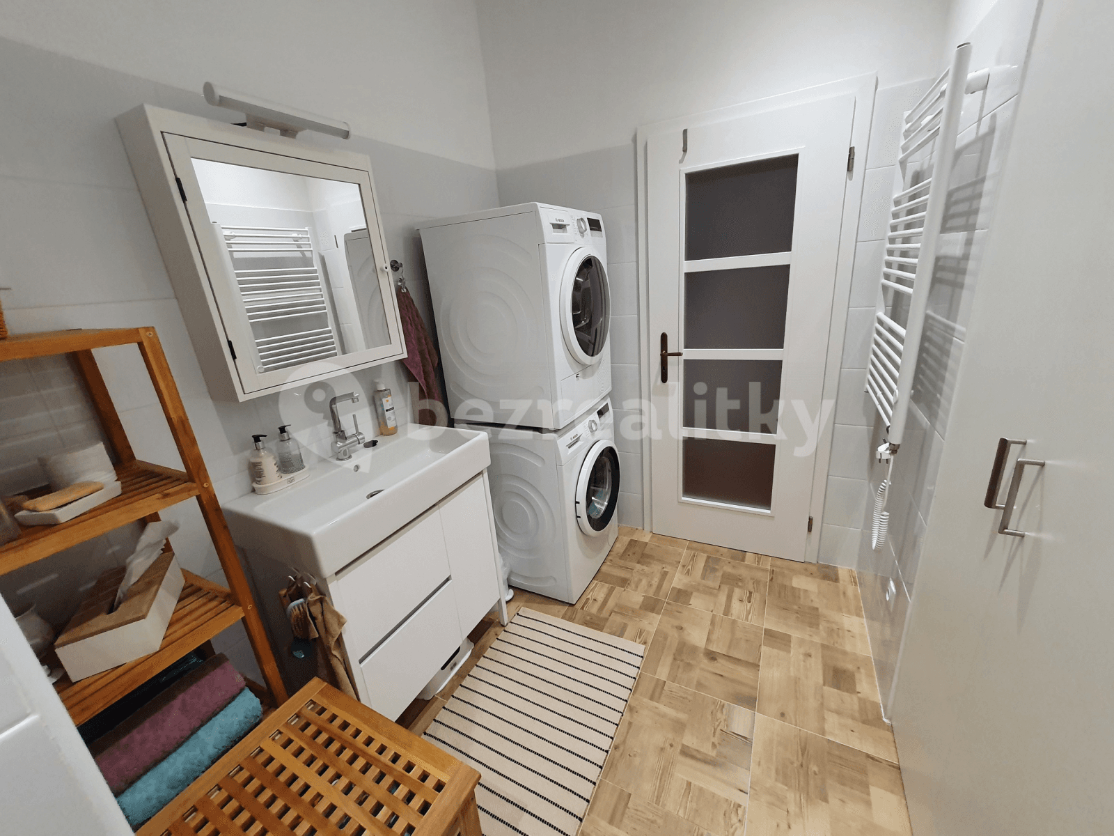 3 bedroom flat to rent, 133 m², Zoubkova, Prague, Prague 3 bedroom flat to rent, 133 m², Zoubkova, Prague, Prague