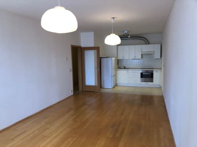 1 bedroom with open-plan kitchen flat to rent, 54 m², Petržílkova, Prague, Prague 1 bedroom with open-plan kitchen flat to rent, 54 m², Petržílkova, Prague, Prague