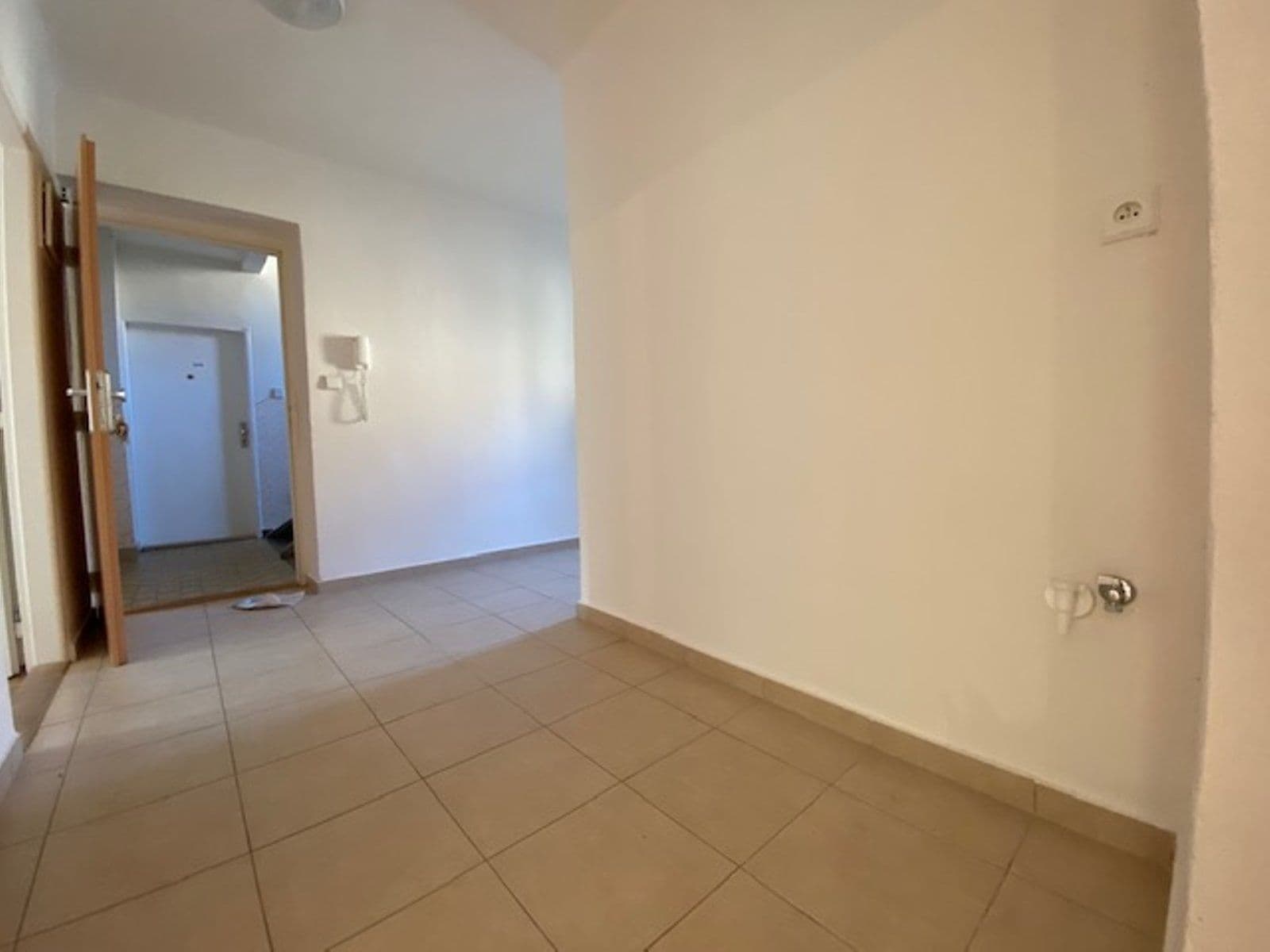 2 bedroom flat to rent, 55 m², Hlavní třída, Havířov, Moravskoslezský Region 2 bedroom flat to rent, 55 m², Hlavní třída, Havířov, Moravskoslezský Region