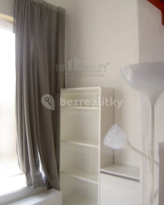 1 bedroom flat to rent, 16 m², Jedlíkova, Bratislava - mestská časť Staré Mesto, Bratislavský Region 1 bedroom flat to rent, 16 m², Jedlíkova, Bratislava - mestská časť Staré Mesto, Bratislavský Region
