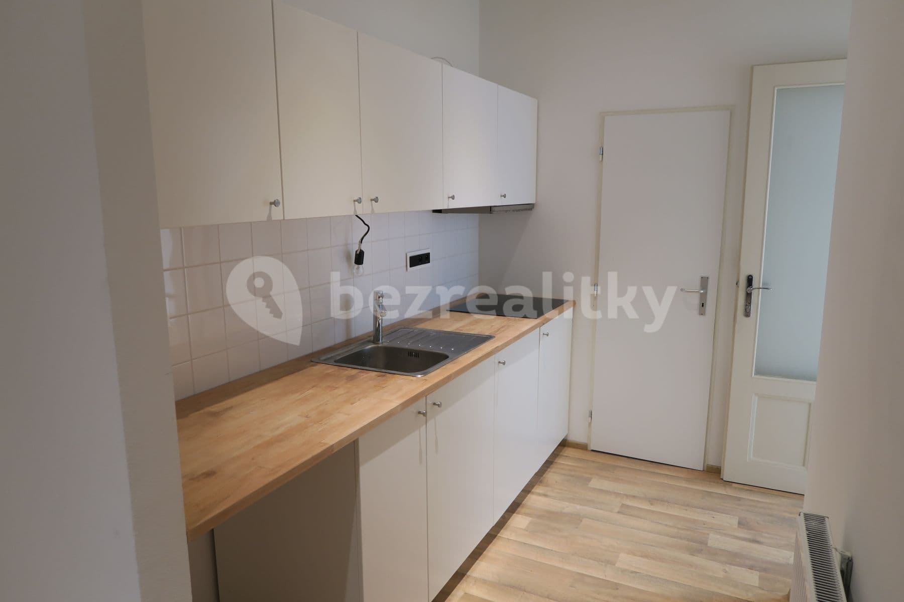 3 bedroom flat to rent, 73 m², Jaselská, Prague, Prague 3 bedroom flat to rent, 73 m², Jaselská, Prague, Prague