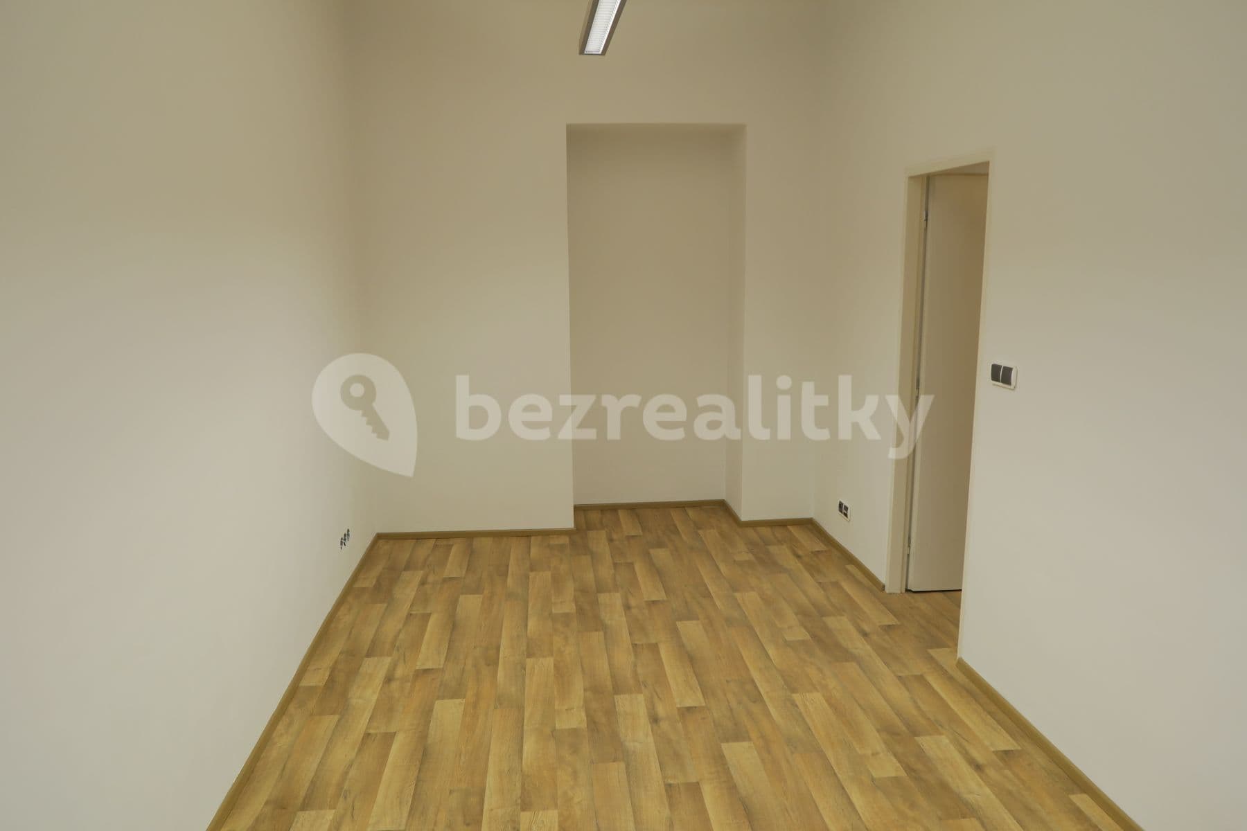 3 bedroom flat to rent, 73 m², Jaselská, Prague, Prague 3 bedroom flat to rent, 73 m², Jaselská, Prague, Prague