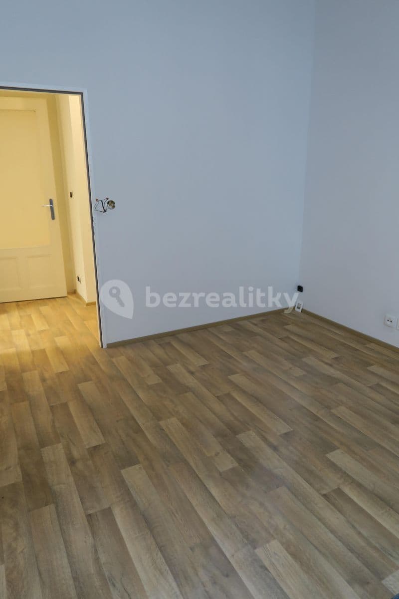 3 bedroom flat to rent, 73 m², Jaselská, Prague, Prague 3 bedroom flat to rent, 73 m², Jaselská, Prague, Prague
