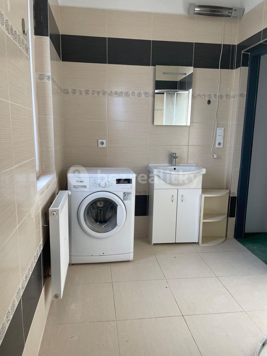 2 bedroom flat to rent, 55 m², Kmochova, Hostivice, Středočeský Region 2 bedroom flat to rent, 55 m², Kmochova, Hostivice, Středočeský Region