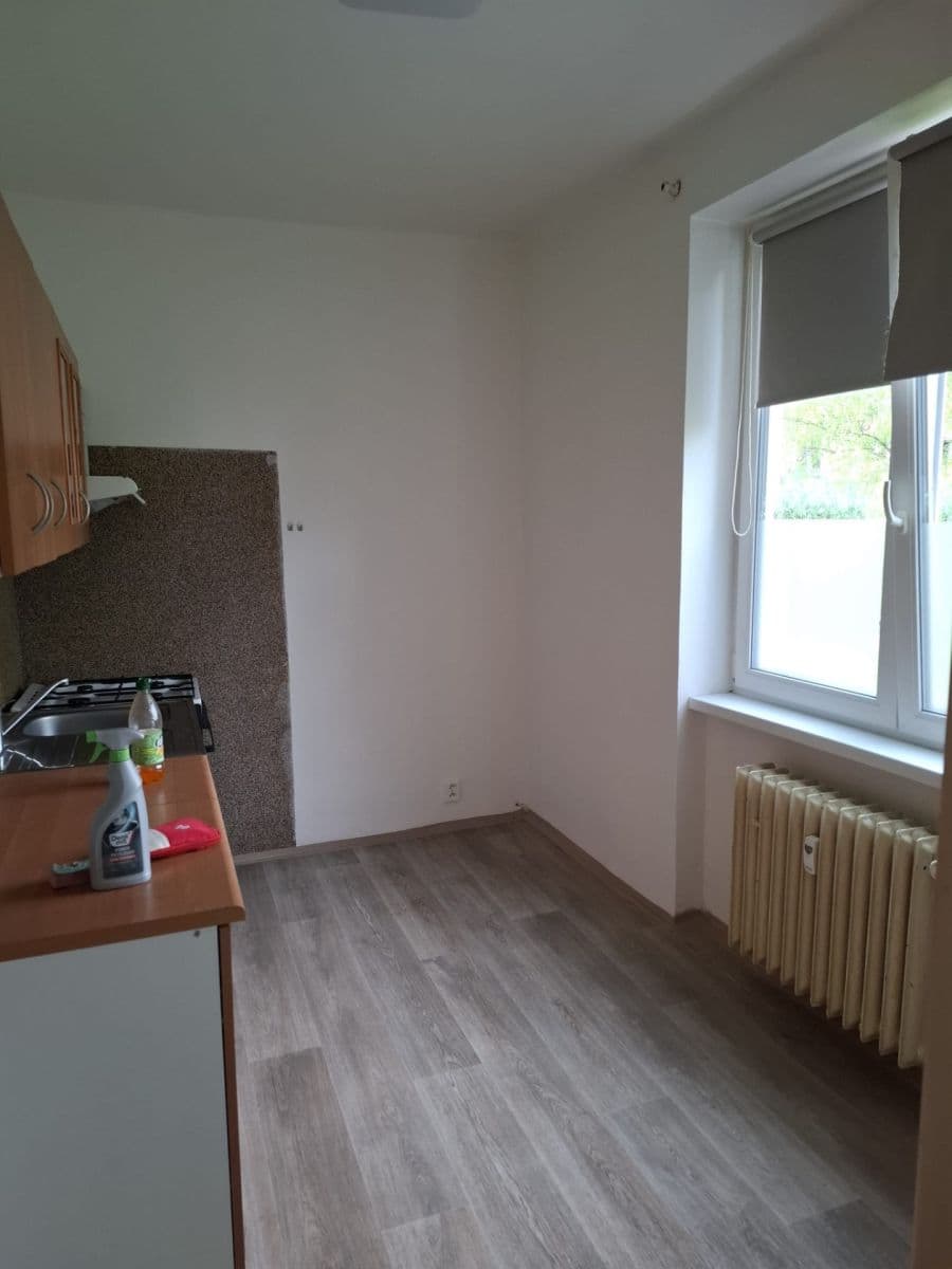 2 bedroom flat to rent, 52 m², Erbenova, Příbram, Středočeský Region 2 bedroom flat to rent, 52 m², Erbenova, Příbram, Středočeský Region