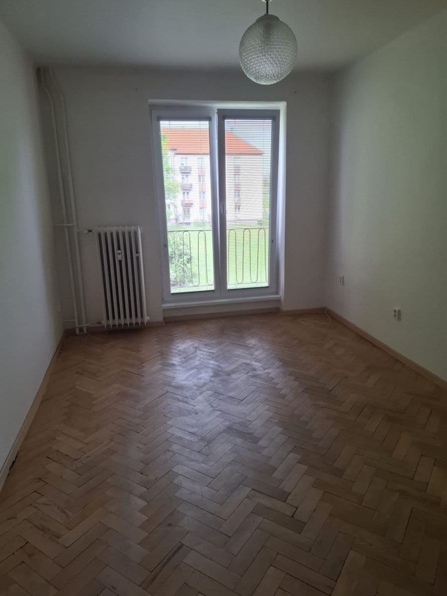 2 bedroom flat to rent, 52 m², Erbenova, Příbram, Středočeský Region 2 bedroom flat to rent, 52 m², Erbenova, Příbram, Středočeský Region
