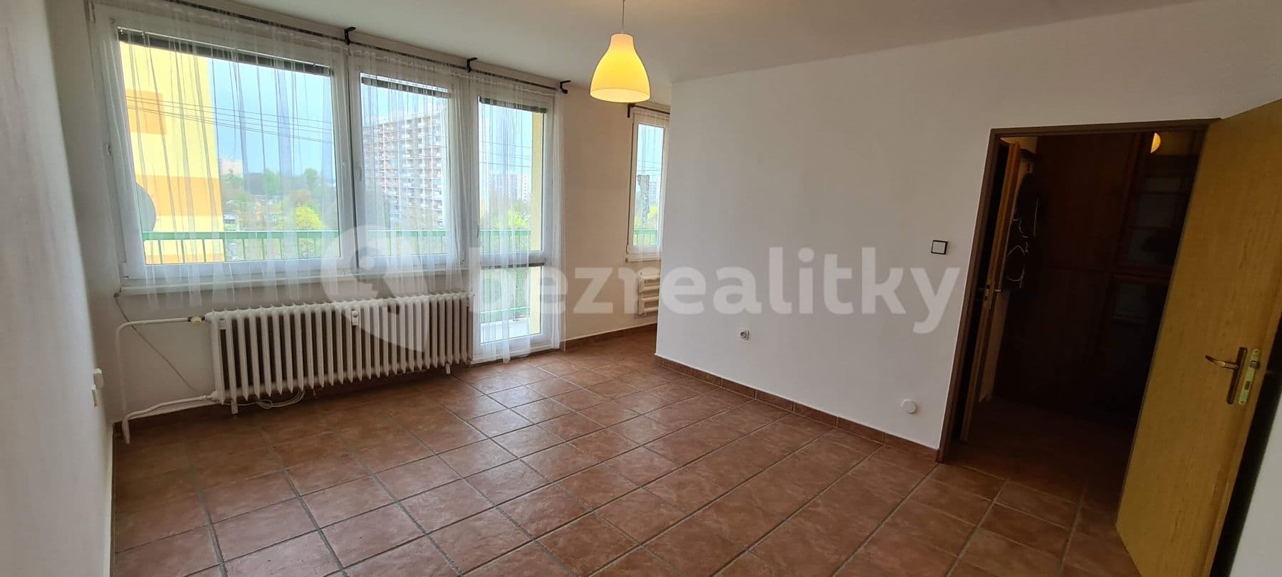 Studio flat to rent, 34 m², Bělehradská, Pardubice, Pardubický Region Studio flat to rent, 34 m², Bělehradská, Pardubice, Pardubický Region