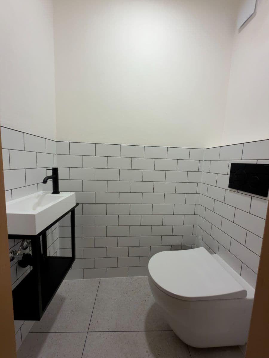 2 bedroom with open-plan kitchen flat to rent, 100 m², Nitranská, Prague, Prague 2 bedroom with open-plan kitchen flat to rent, 100 m², Nitranská, Prague, Prague