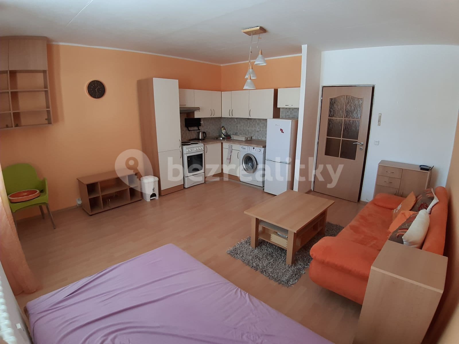Studio flat to rent, 33 m², Elplova, Brno, Jihomoravský Region Studio flat to rent, 33 m², Elplova, Brno, Jihomoravský Region