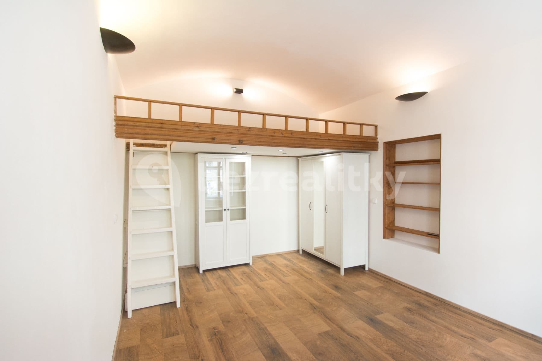 1 bedroom flat to rent, 37 m², Grafická, Prague, Prague 1 bedroom flat to rent, 37 m², Grafická, Prague, Prague