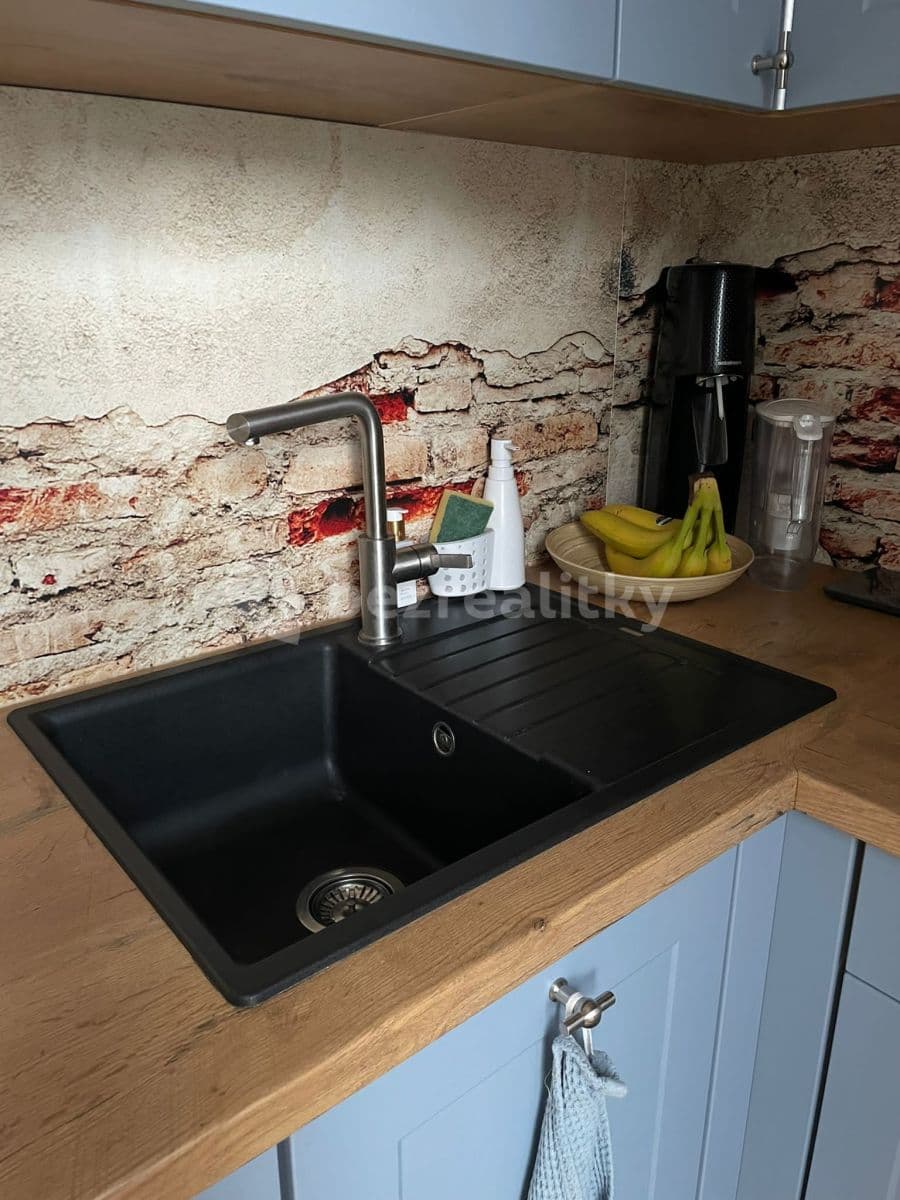 Studio flat to rent, 33 m², Wassermannova, Prague, Prague Studio flat to rent, 33 m², Wassermannova, Prague, Prague