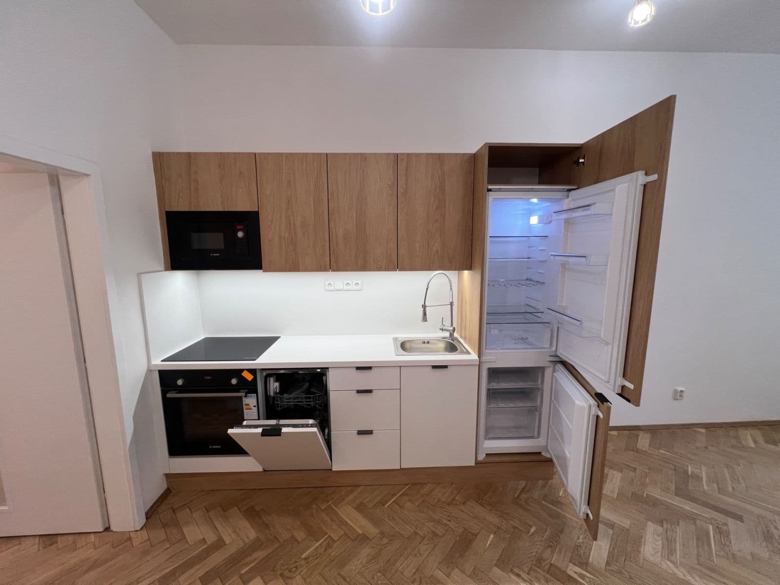 1 bedroom with open-plan kitchen flat to rent, 40 m², Dalimilova, Prague, Prague 1 bedroom with open-plan kitchen flat to rent, 40 m², Dalimilova, Prague, Prague