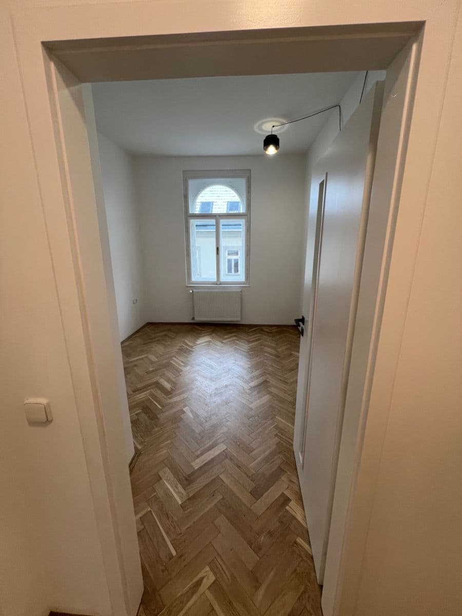 1 bedroom with open-plan kitchen flat to rent, 40 m², Dalimilova, Prague, Prague 1 bedroom with open-plan kitchen flat to rent, 40 m², Dalimilova, Prague, Prague