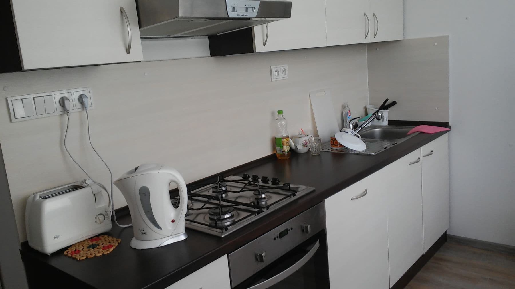 4 bedroom flat to rent, 80 m², Dobevská, Prague, Prague 4 bedroom flat to rent, 80 m², Dobevská, Prague, Prague