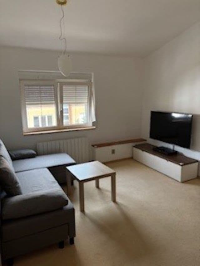 3 bedroom flat to rent, 60 m², Ke Džbánu, Prague, Prague 3 bedroom flat to rent, 60 m², Ke Džbánu, Prague, Prague