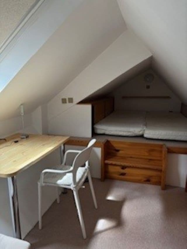 3 bedroom flat to rent, 60 m², Ke Džbánu, Prague, Prague 3 bedroom flat to rent, 60 m², Ke Džbánu, Prague, Prague