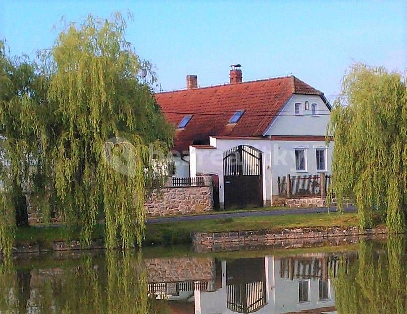 recreational property to rent, 0 m², Březí, Jihočeský Region recreational property to rent, 0 m², Březí, Jihočeský Region