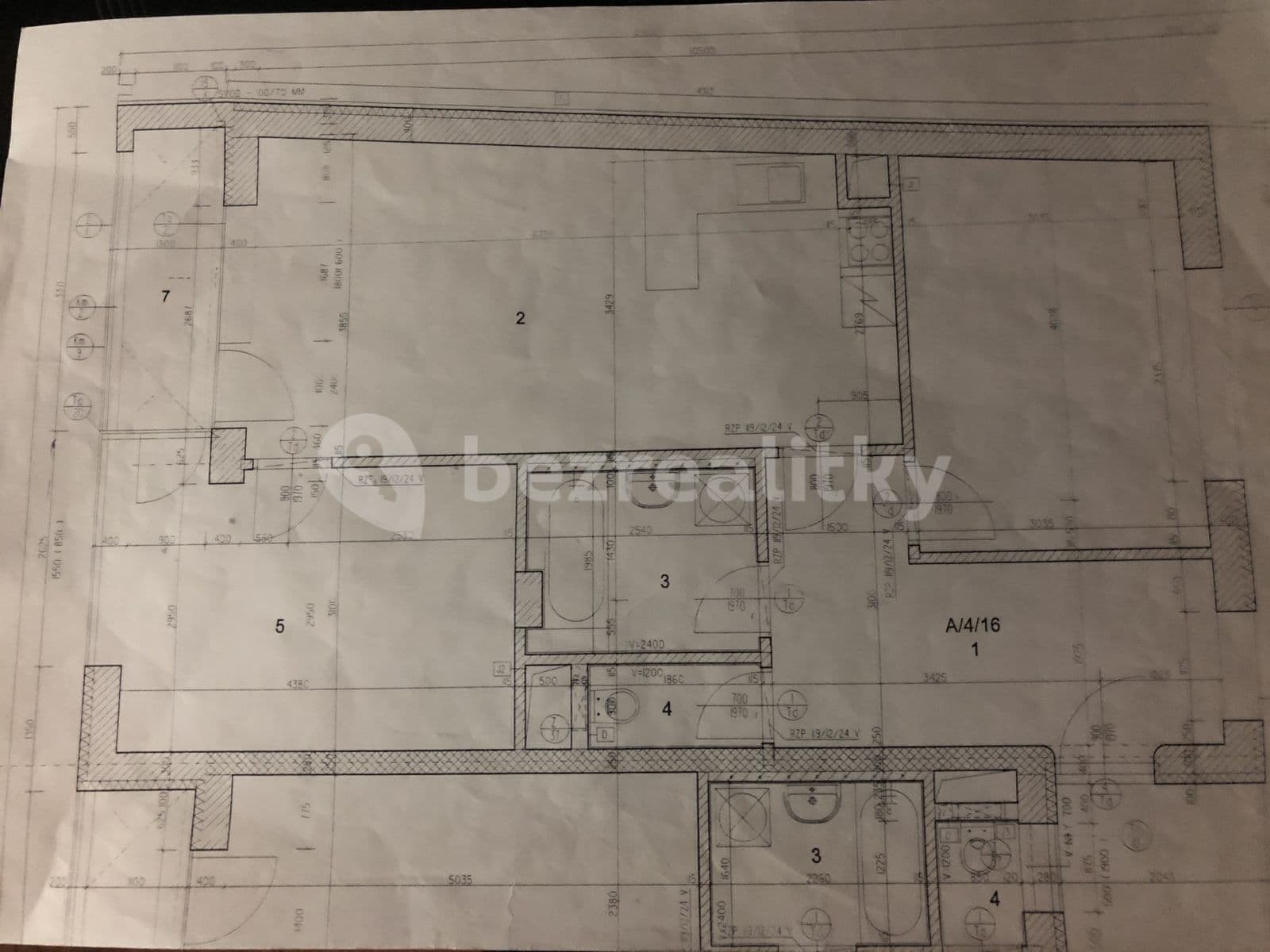 2 bedroom with open-plan kitchen flat to rent, 72 m², Křídlovická, Brno, Jihomoravský Region 2 bedroom with open-plan kitchen flat to rent, 72 m², Křídlovická, Brno, Jihomoravský Region