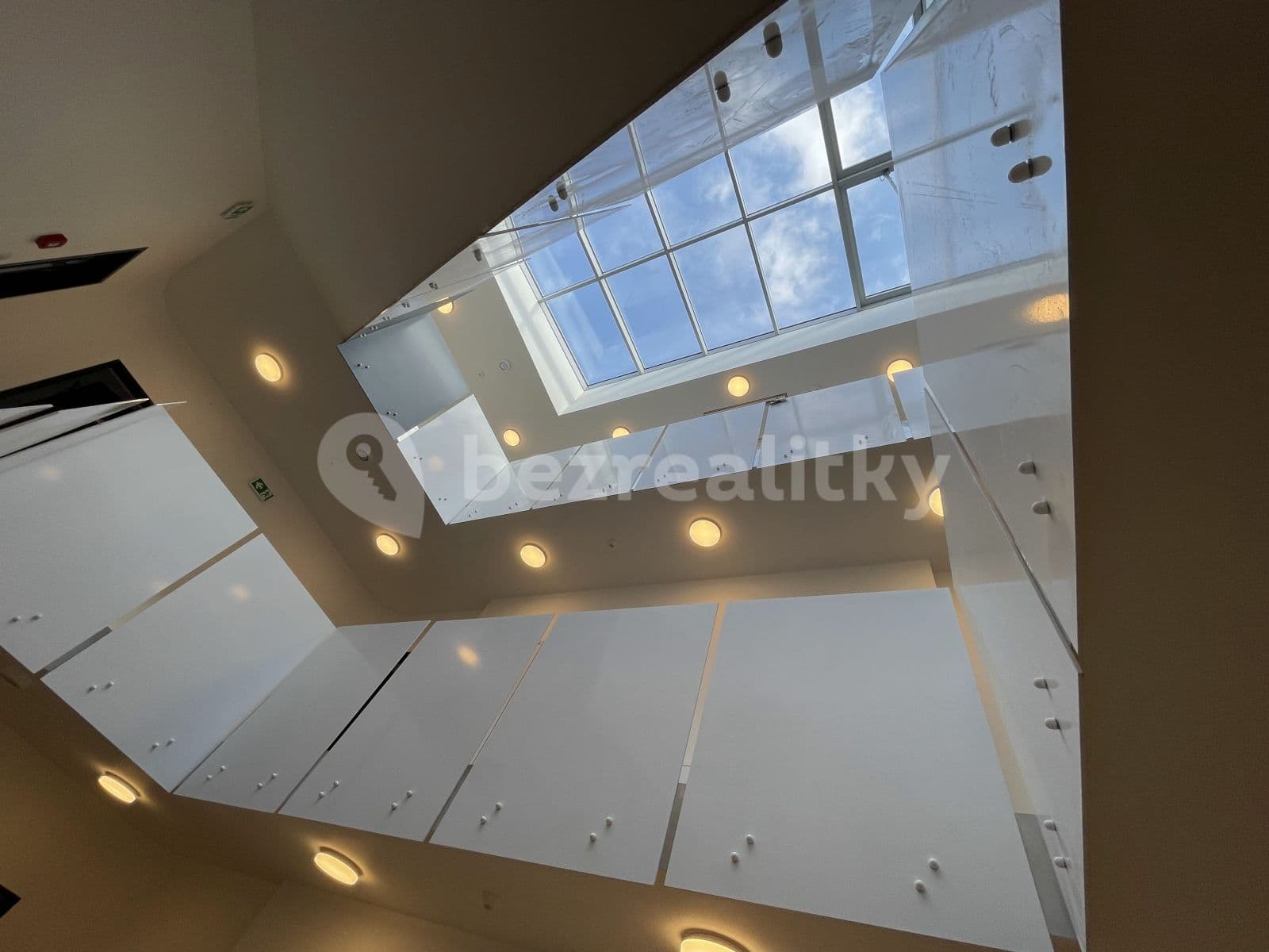 Studio flat to rent, 30 m², Křižanská, Prague, Prague Studio flat to rent, 30 m², Křižanská, Prague, Prague