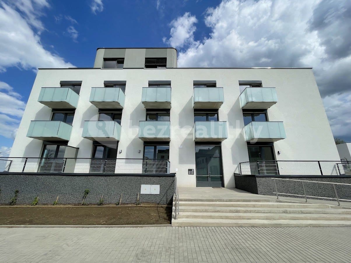 Studio flat to rent, 30 m², Křižanská, Prague, Prague Studio flat to rent, 30 m², Křižanská, Prague, Prague