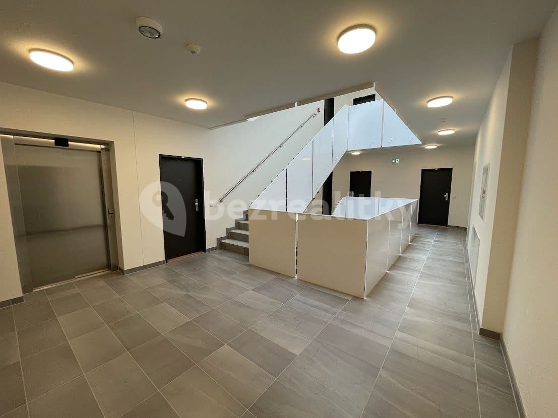 Studio flat to rent, 30 m², Křižanská, Prague, Prague Studio flat to rent, 30 m², Křižanská, Prague, Prague