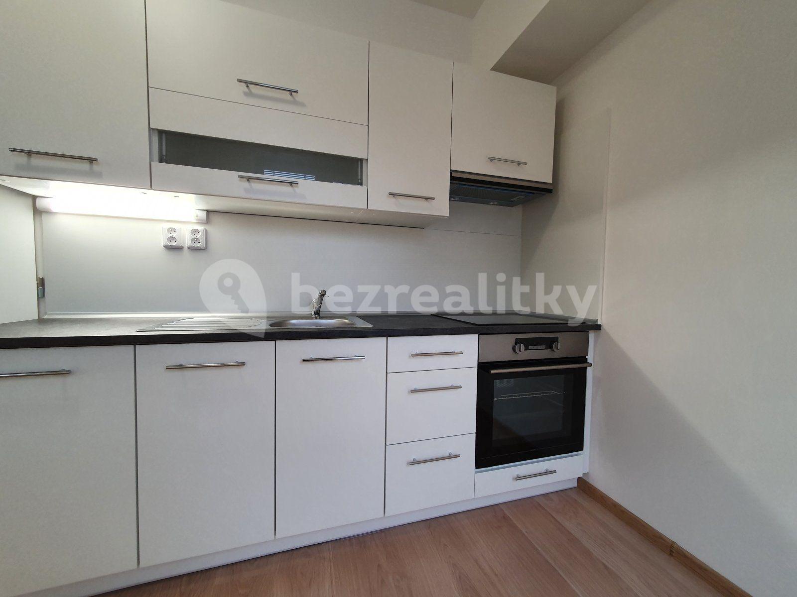 1 bedroom with open-plan kitchen flat to rent, 37 m², Klimšova, Havířov, Moravskoslezský Region