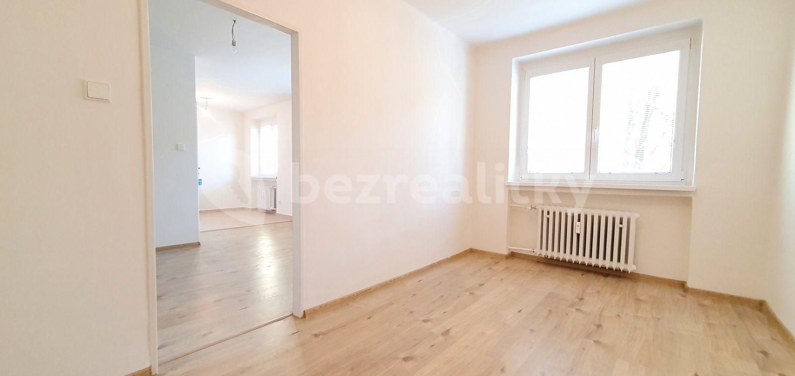 1 bedroom with open-plan kitchen flat to rent, 37 m², Klimšova, Havířov, Moravskoslezský Region
