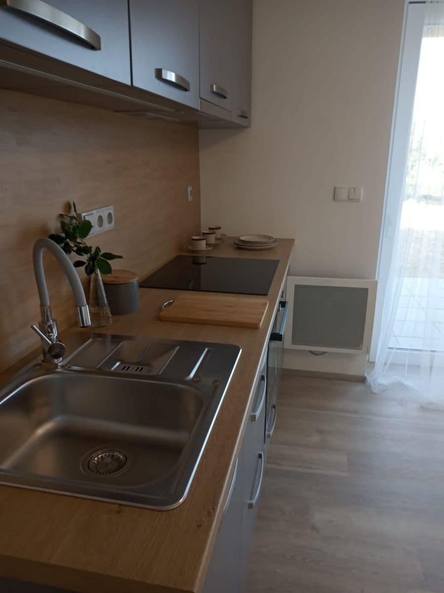 Studio flat to rent, 25 m², Zámostí, Uherské Hradiště, Zlínský Region Studio flat to rent, 25 m², Zámostí, Uherské Hradiště, Zlínský Region