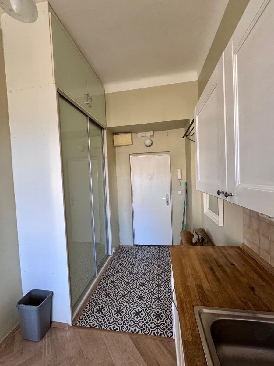 2 bedroom flat to rent, 45 m², Blahníkova, Prague, Prague 2 bedroom flat to rent, 45 m², Blahníkova, Prague, Prague