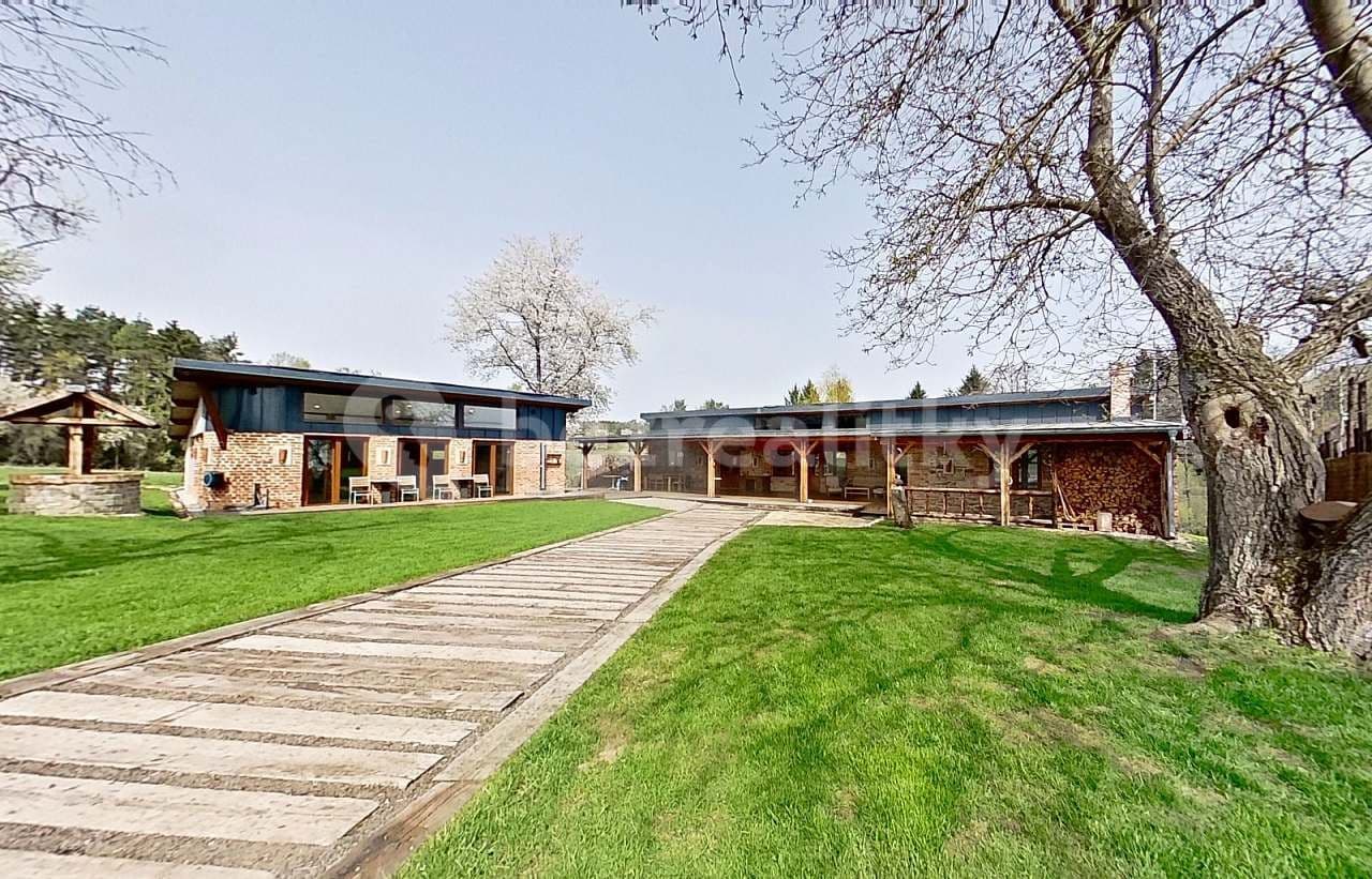 recreational property to rent, 0 m², Nečín, Středočeský Region recreational property to rent, 0 m², Nečín, Středočeský Region